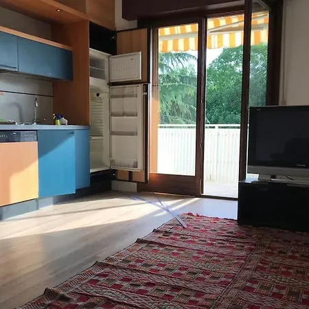 דירה Relax & Parking In אודינה